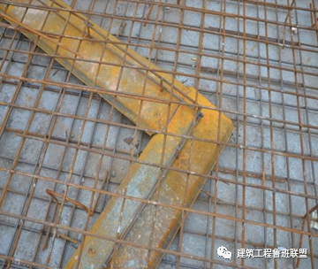 基础底板施工缝的两种做法：钢丝网和快易收口网，你们用哪种？的图13