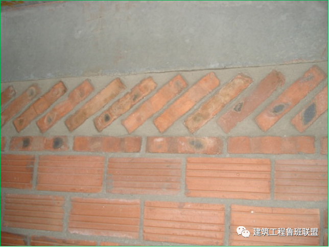 砌筑工程屡见不鲜的10个质量通病，如何防治？的图51