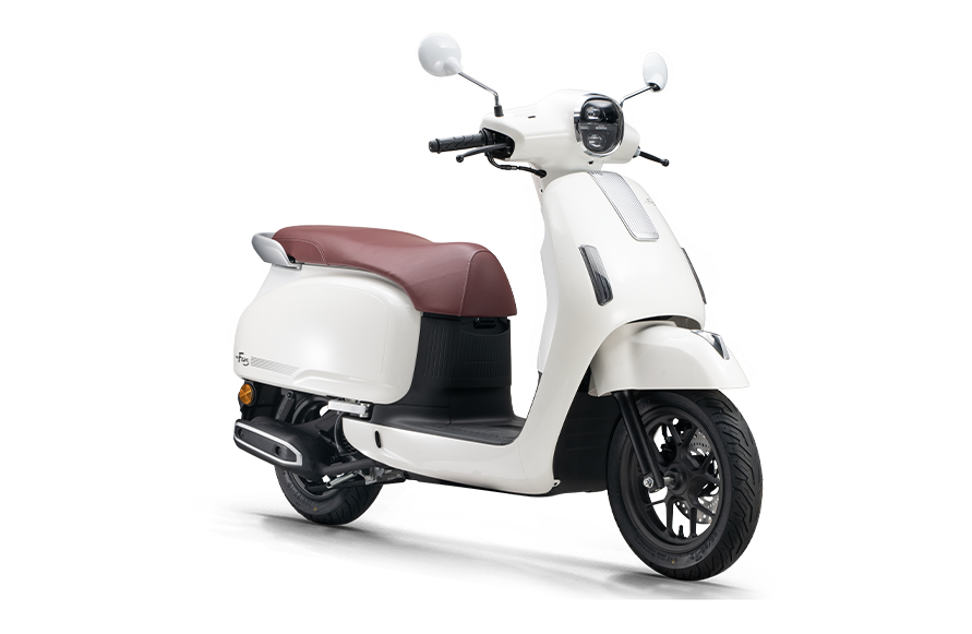 你怎么看?五羊-本田全新中高端复古踏板起售价不到一万!