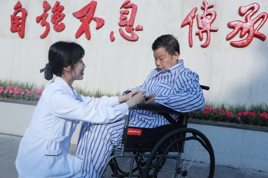 无影灯怎么开始@所有人，5.12国际护士节摄影比赛投票开始啦！_https://www.jmylbn.com_新闻资讯_第17张