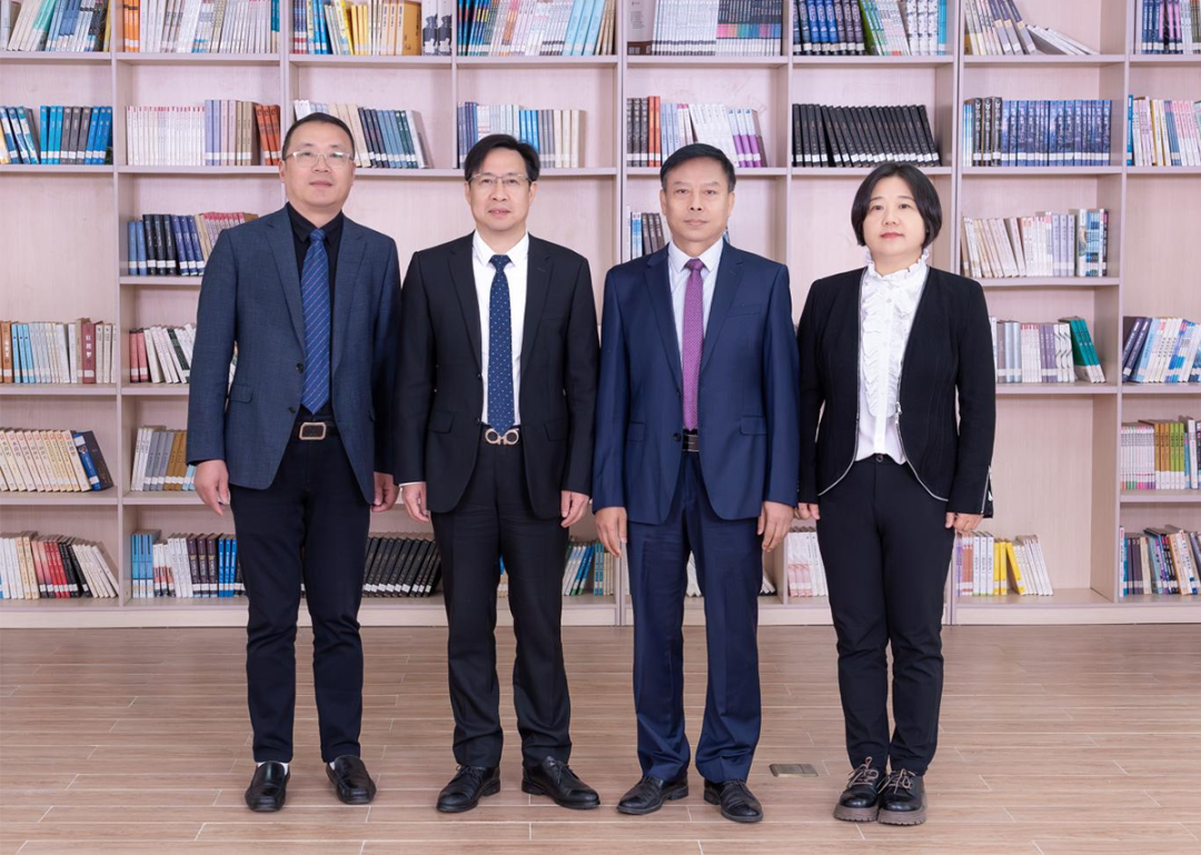 走进名校山河万里翠园等你深圳市翠园中学邀您共赴知识绿洲