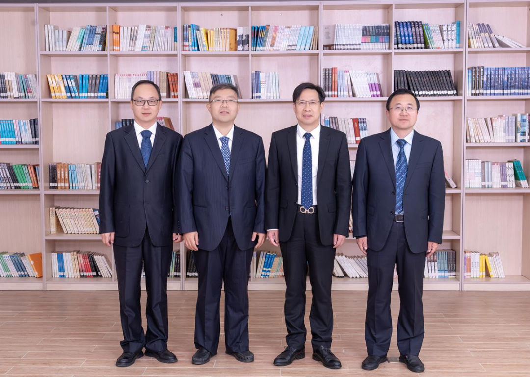 走进名校山河万里翠园等你深圳市翠园中学邀您共赴知识绿洲