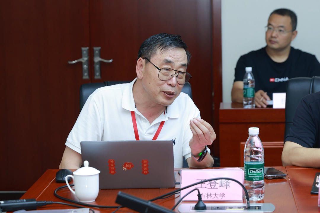 汽车轻量化联盟专家委会议在津召开，共谋“十五五”技术攻坚与产业创新(图2)