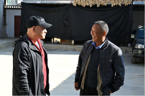 香职新闻｜情系离休老干部 走访慰问暖桑榆——院校组织开展元旦、春节前夕走访慰问离退休老干部工作暨新春团拜会（一）(图15)