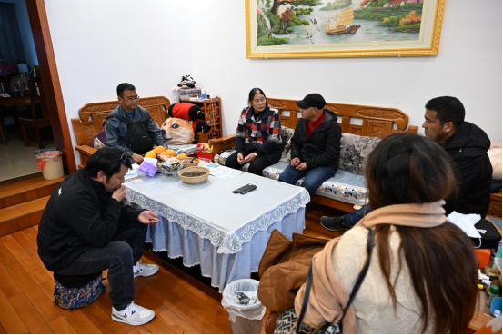 香职新闻｜情系离休老干部 走访慰问暖桑榆——院校组织开展元旦、春节前夕走访慰问离退休老干部工作暨新春团拜会（一）(图3)