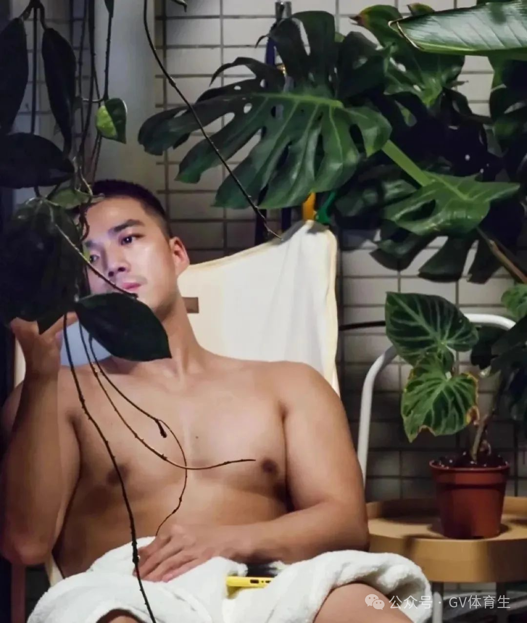 G圈40万推特网红做m视频被疯传...