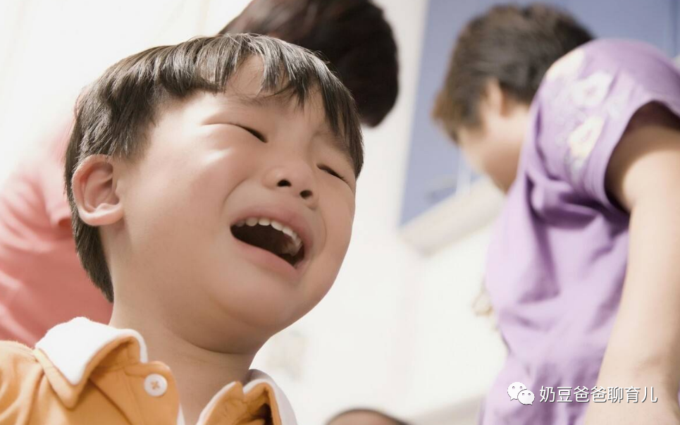 第一天上幼儿园就知道她强的可怕