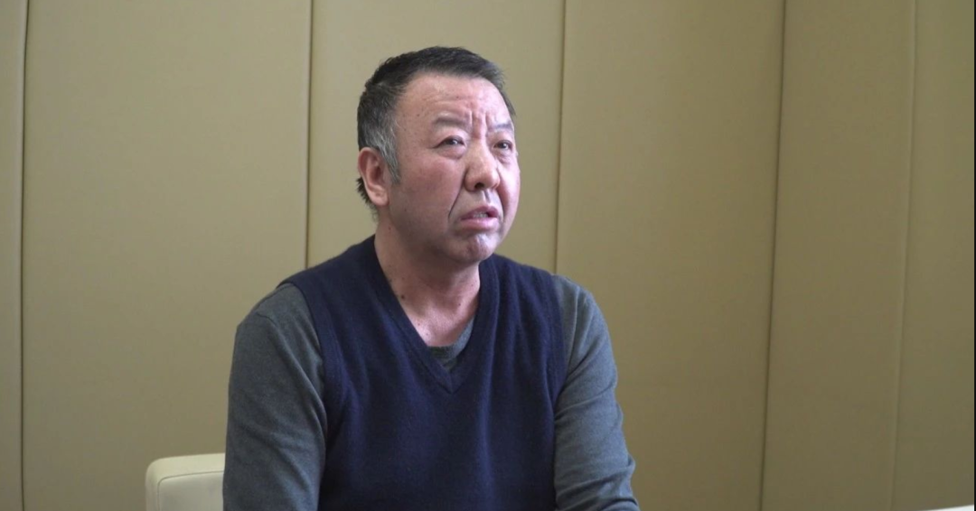 常务副市长竟信奉“当大官捞大钱”，一块手表30余万，别墅装修费200多万，藏近百箱茅台