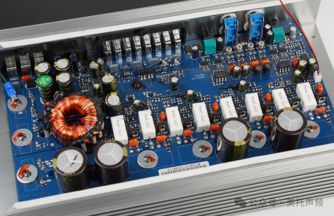 车改坊汽车音响改装