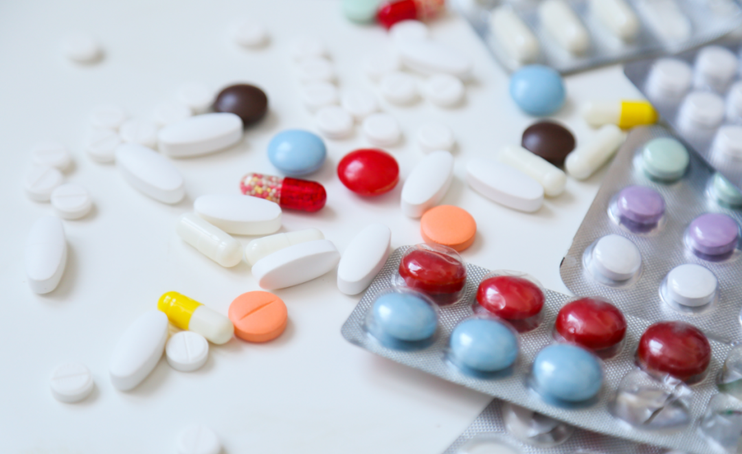 抗生素和消炎药差别很大，很多人都吃错了！这样区分→