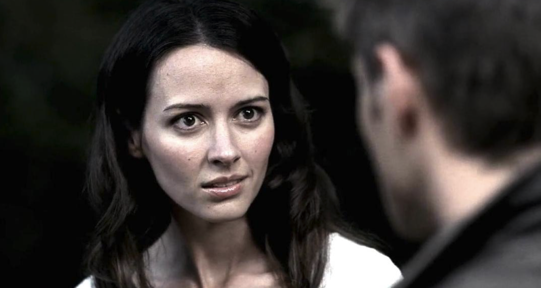 这部非常过瘾的美剧能看完的都是狠人