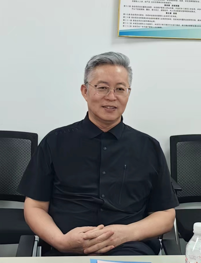 【动态】绥化市中级人民法院一行莅临协会调研交流