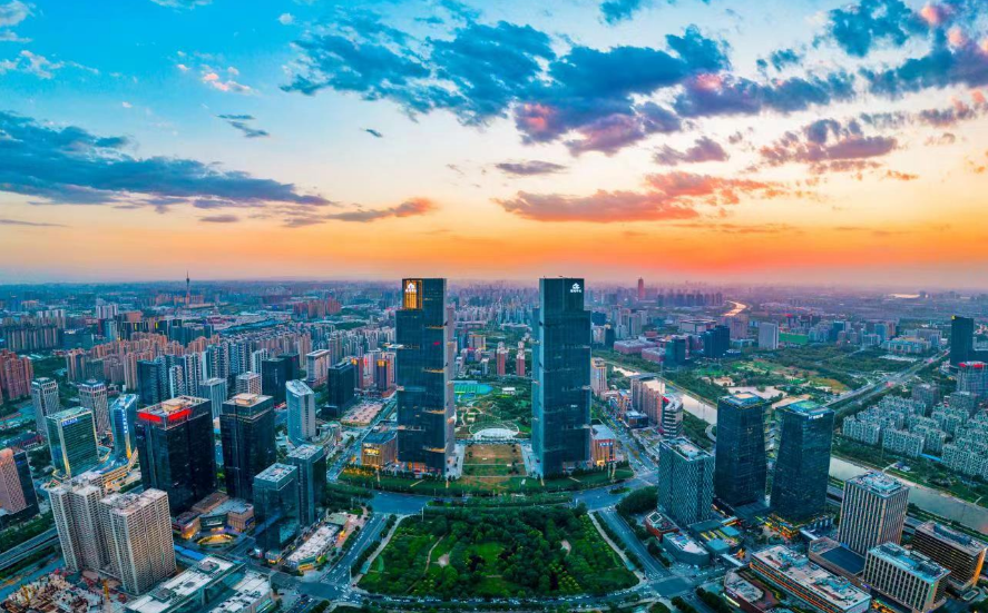 郑州,新一线城市前十!