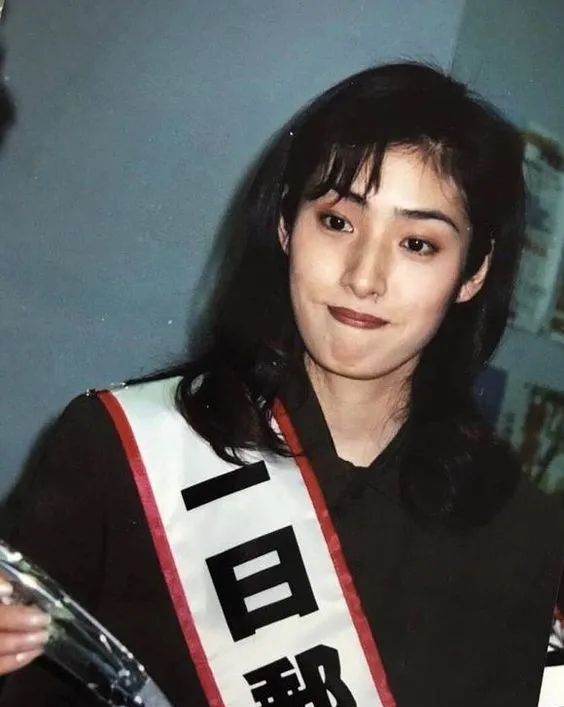 【美女】姐姐们请靠边站！她才是真正的姬圈扛把子（组图） - 16