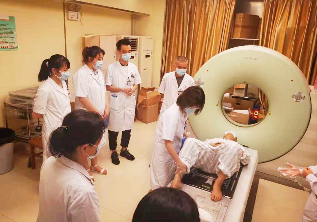 哪些医疗仪器可以直调肿瘤放疗新利器 ｜ 南部战区总医院引进医科达Synergy直线加速器_https://www.jmylbn.com_新闻资讯_第5张