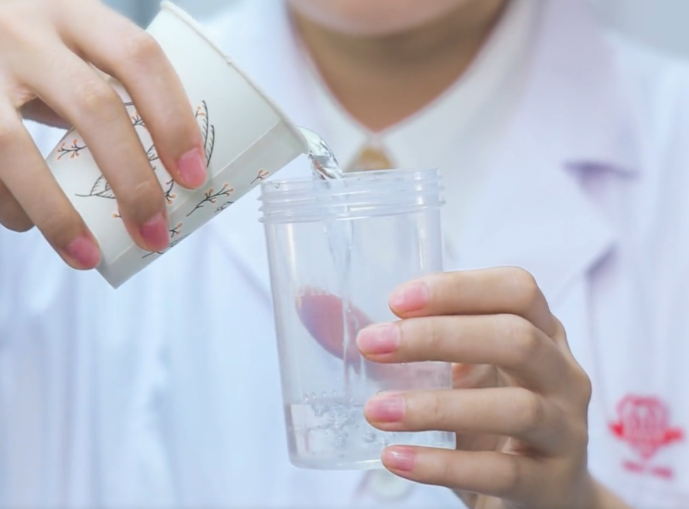 吸氧管怎么消毒在家如何进行制氧机的清洁和保养，延长机器寿命？【健康零距离 护理小课堂】_https://www.jmylbn.com_新闻资讯_第11张