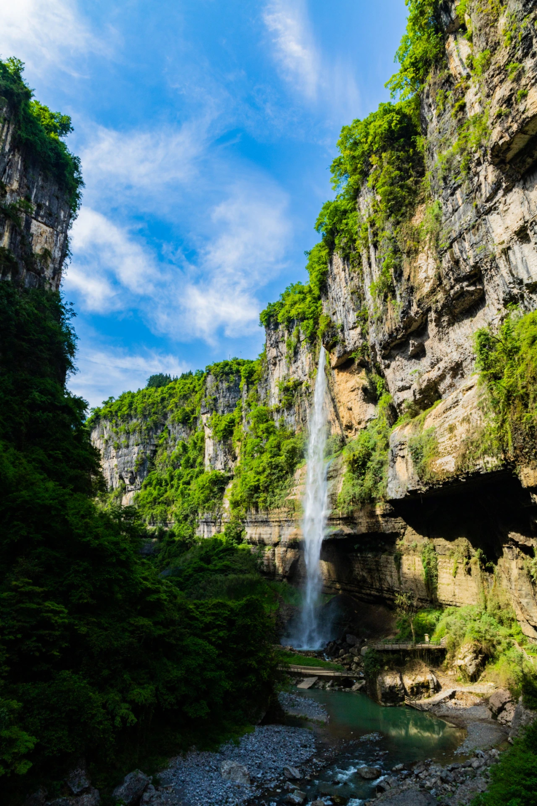逃离夏日"闷热晒",湖北这些地方凉飕飕