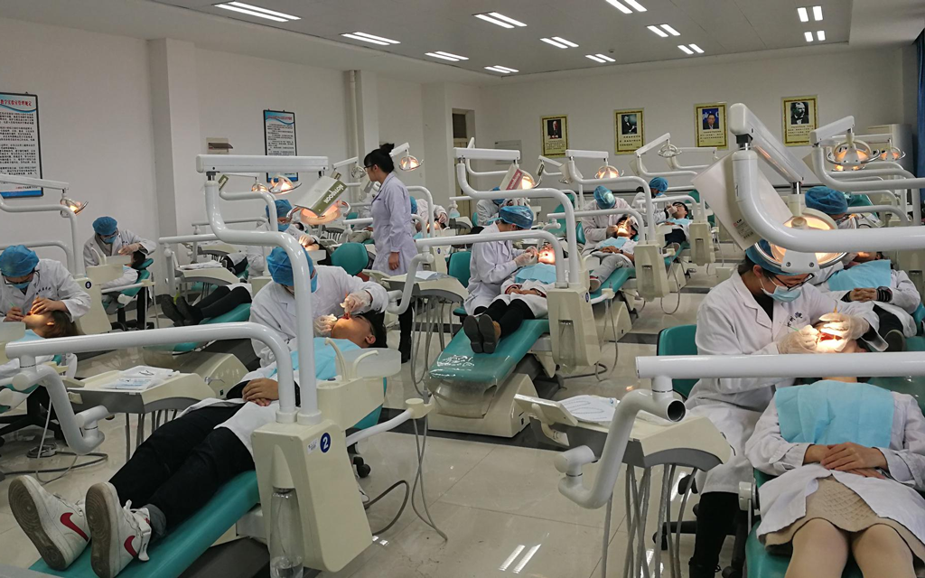 口腔虚拟现实软件：开启口腔医学学习沉浸式体验