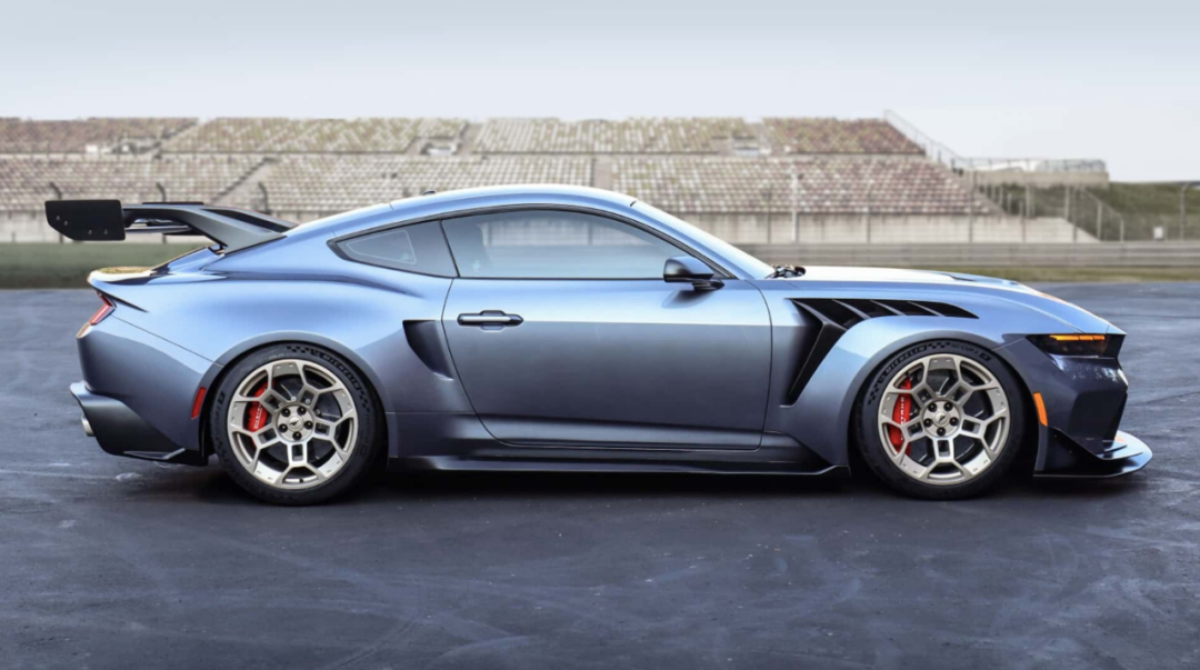 售价超30万美元的史上最强mustang亮相-爱卡汽车爱咖号