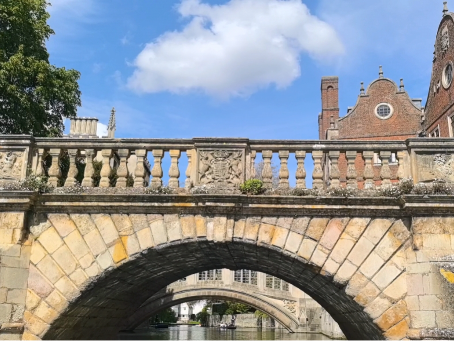 26b642876dea3ecbec84cc1daf04032 (1).jpg