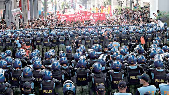 “小马、莎拉为贪污之王与贪污之后”！全菲爆上百场游行！多地要求两人辞职