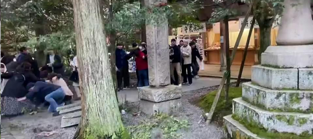 日本发生7.6级地震，引发5米高海啸！6人丧命多人受伤，逾50栋房屋倒塌，核电厂溢出放射性水（组图） - 25