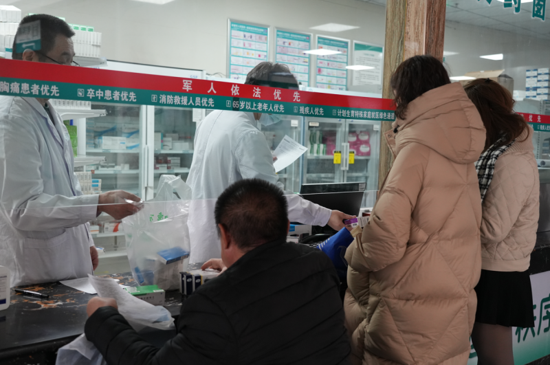 怎么去医院买导尿包【全面深入学习宣传贯彻党的二十大精神】这家零差价便民药房 让阜康市民更有“医”靠_https://www.jmylbn.com_新闻资讯_第2张