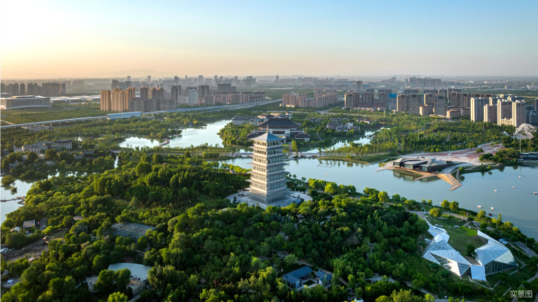 与大唐不夜城一起成为cctv经常采用的镜头,成为西安这座城市向世界