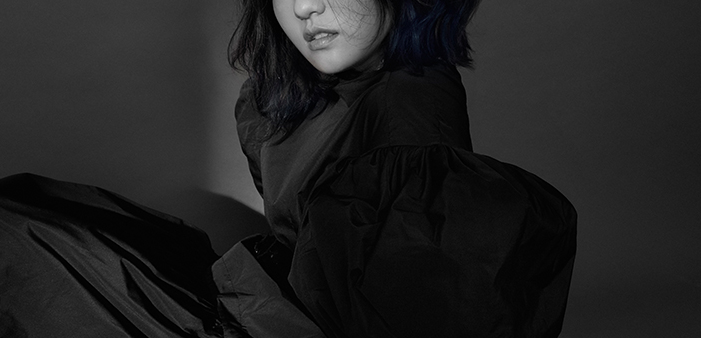 她是“下一站天后”：曾遭男友劈腿背叛，如今喜嫁导演成人生赢家