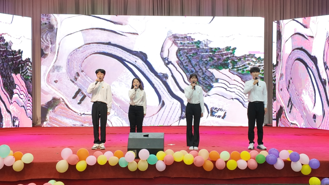 铭记历史 开创未来——纪念中国人民抗日战争暨世界反法西斯战争胜利80周年诗歌朗诵会成功举办 第16张