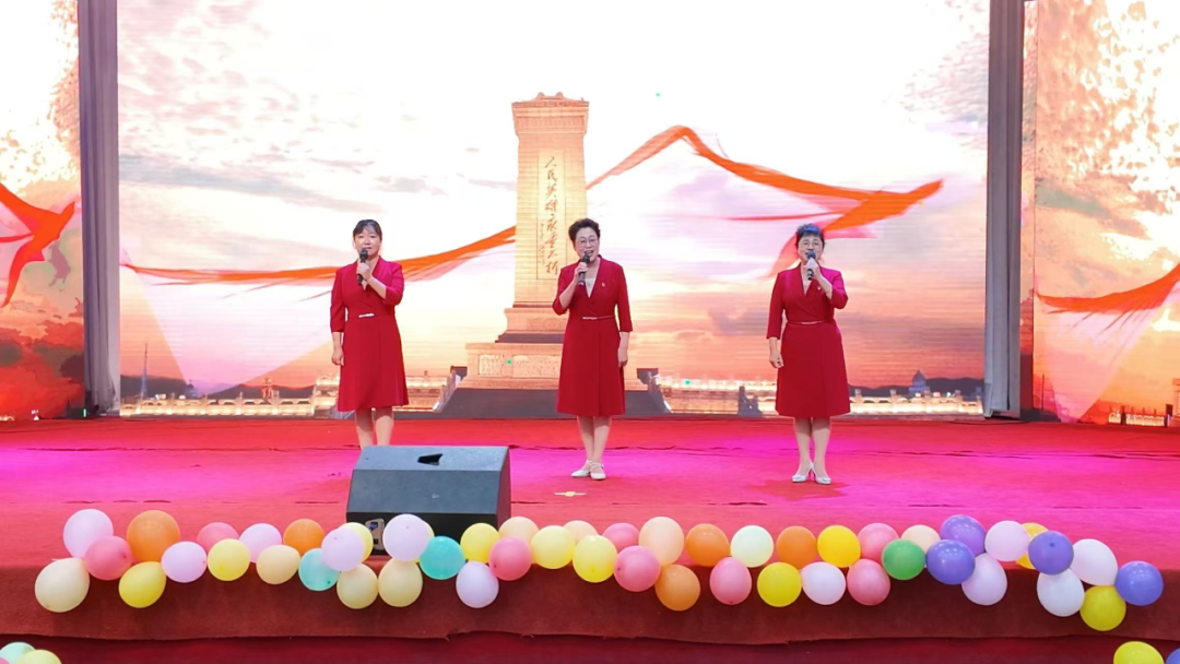 铭记历史 开创未来——纪念中国人民抗日战争暨世界反法西斯战争胜利80周年诗歌朗诵会成功举办 第9张