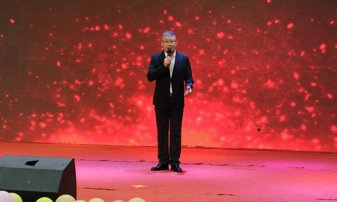 铭记历史 开创未来——纪念中国人民抗日战争暨世界反法西斯战争胜利80周年诗歌朗诵会成功举办 第15张