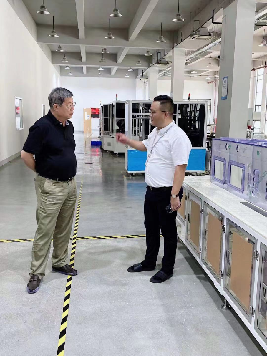 装备｜推进装备本土化！CODA液晶分会常务副理事长梁新清一行莅临光斯奥考察调研的图10