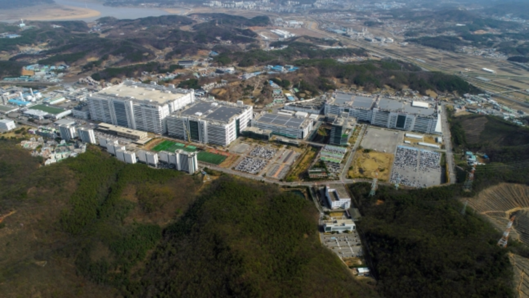 LGD實(shí)行事務(wù)職自由休職！支付固定薪資的50% 最長(zhǎng)一年的圖4