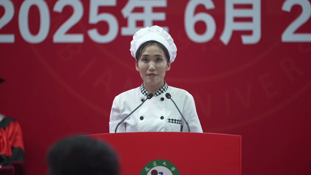 毕业典礼食堂阿姨叮嘱引同学落泪
