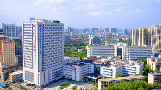 医院床位灯怎么关【健康中国说】长沙市中心医院（南华大学附属长沙中心医院）护理部副主任杨东华：以心为灯，做生命的守护天使_https://www.jmylbn.com_新闻资讯_第26张