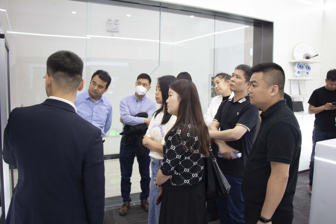 咸阳高新区AIGC产业前沿交流沙龙成功举办，开启数智新高新！