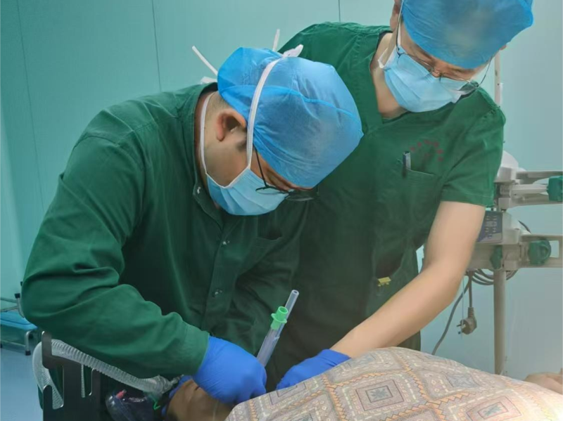 为什么要用喉罩援疆医生巧用喉罩技术，为少年打破恐惧“枷锁”_https://www.jmylbn.com_新闻资讯_第5张