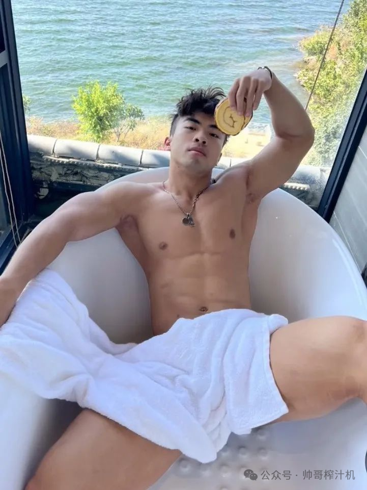 大迷毛采访视频瓜吃了吗？推特超火的！