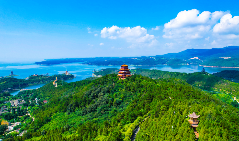 夏天来丹江大观苑的人-先"漂靓"起来