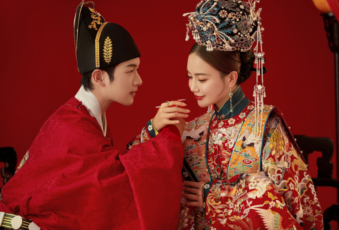 入洞房第一件事是干什么？结婚入洞房仪式 - 脉脉