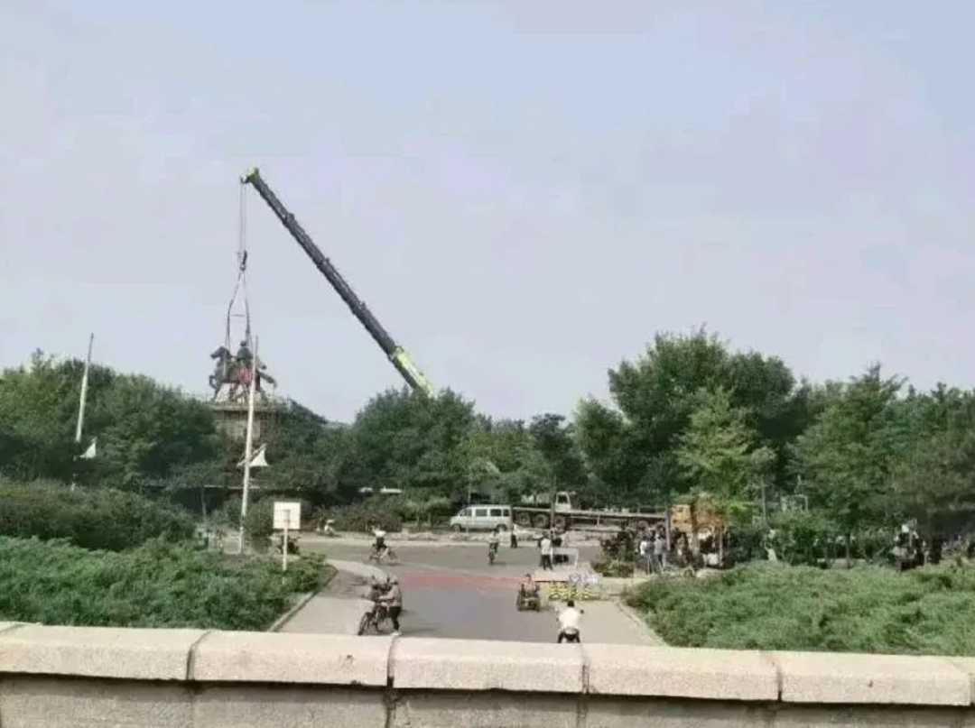 北大尚小明辞去学位委员竟因为 D同学撞上“中外反动势力”！