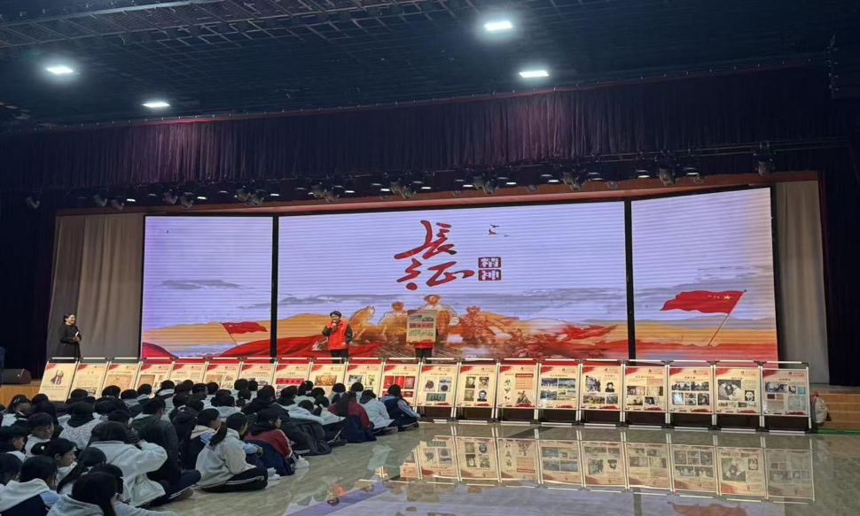 学院联合迪庆州博物馆开展文化进社区宣传实践活动(图2)