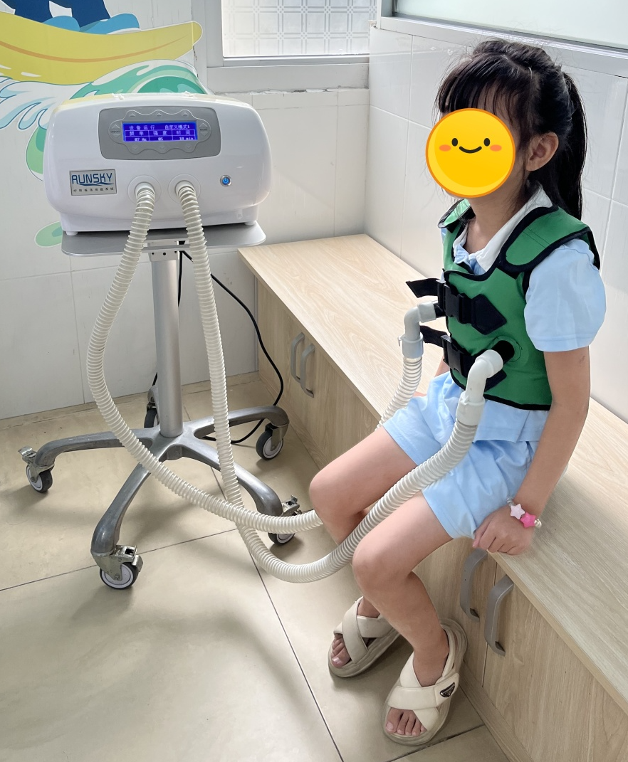 振动排痰机怎么收费【特色项目】咳咳咳！孩子咳痰困难？别着急，振动排痰机来帮您！_https://www.jmylbn.com_新闻资讯_第6张