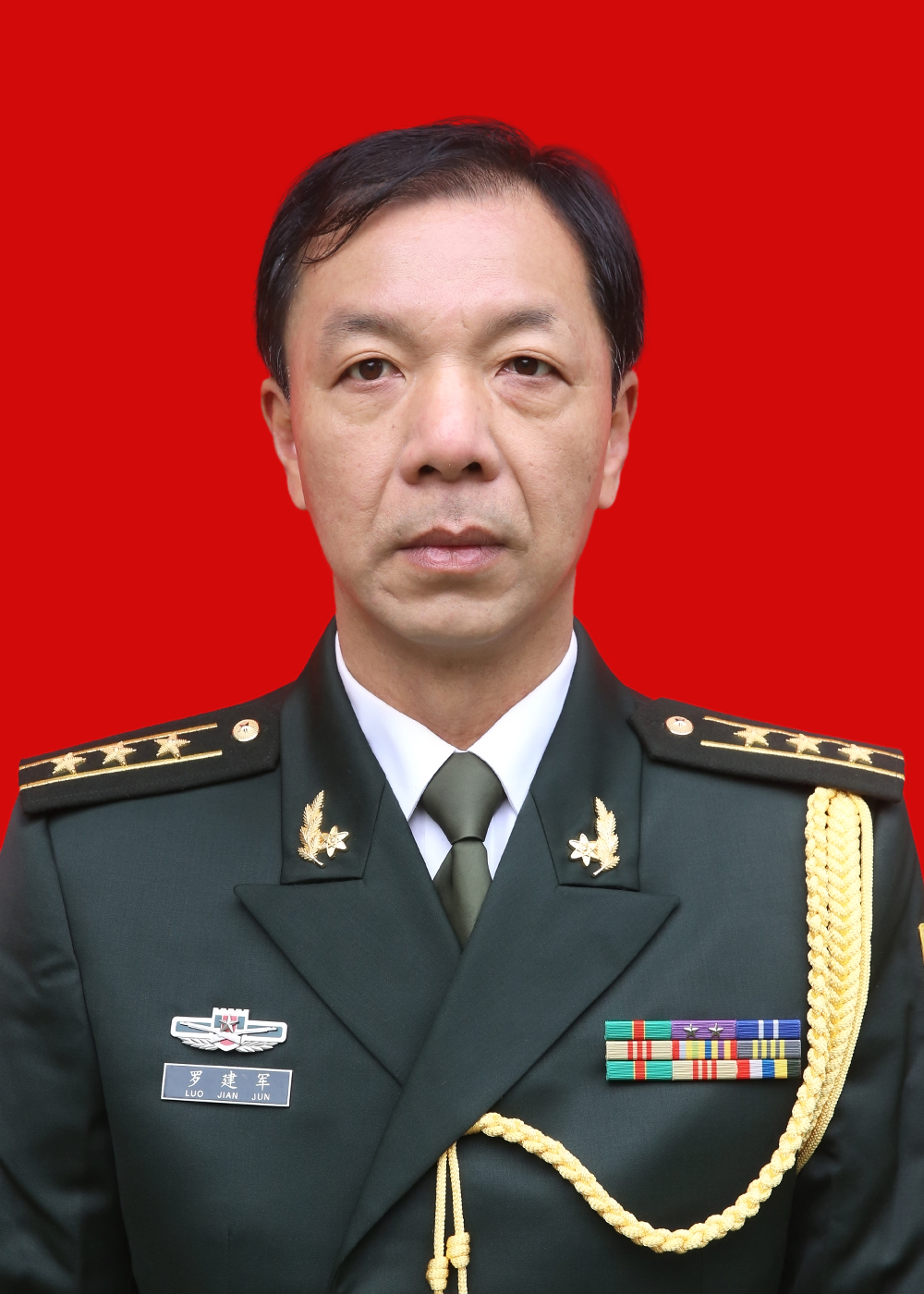 我1980年11月入伍,2011年3月退休,曾服役于军事经济学院襄樊分院