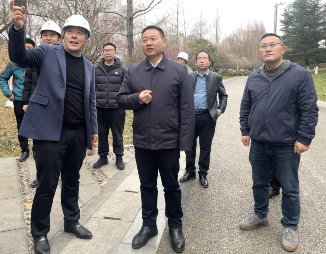 李君调研在建项目节后复工复产情况