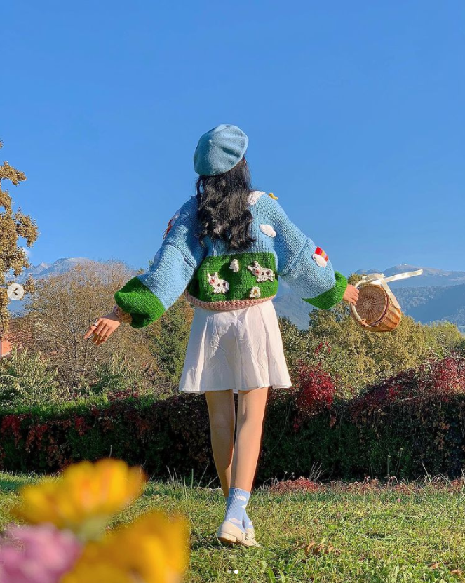 摄影技巧戴帽子怎么拍照好看夏天戴帽子拍照姿势讲解