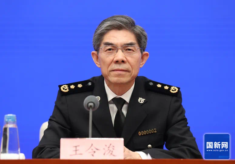国务院新闻办新闻发布会上,海关总署新闻发言人,统计分析司司长吕大良
