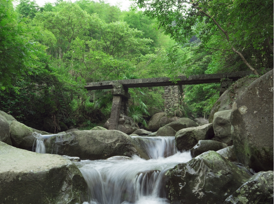 探冰川遗迹,溯溪抓螃蟹……浏阳这个大峡谷里,新增特别的体验项目!