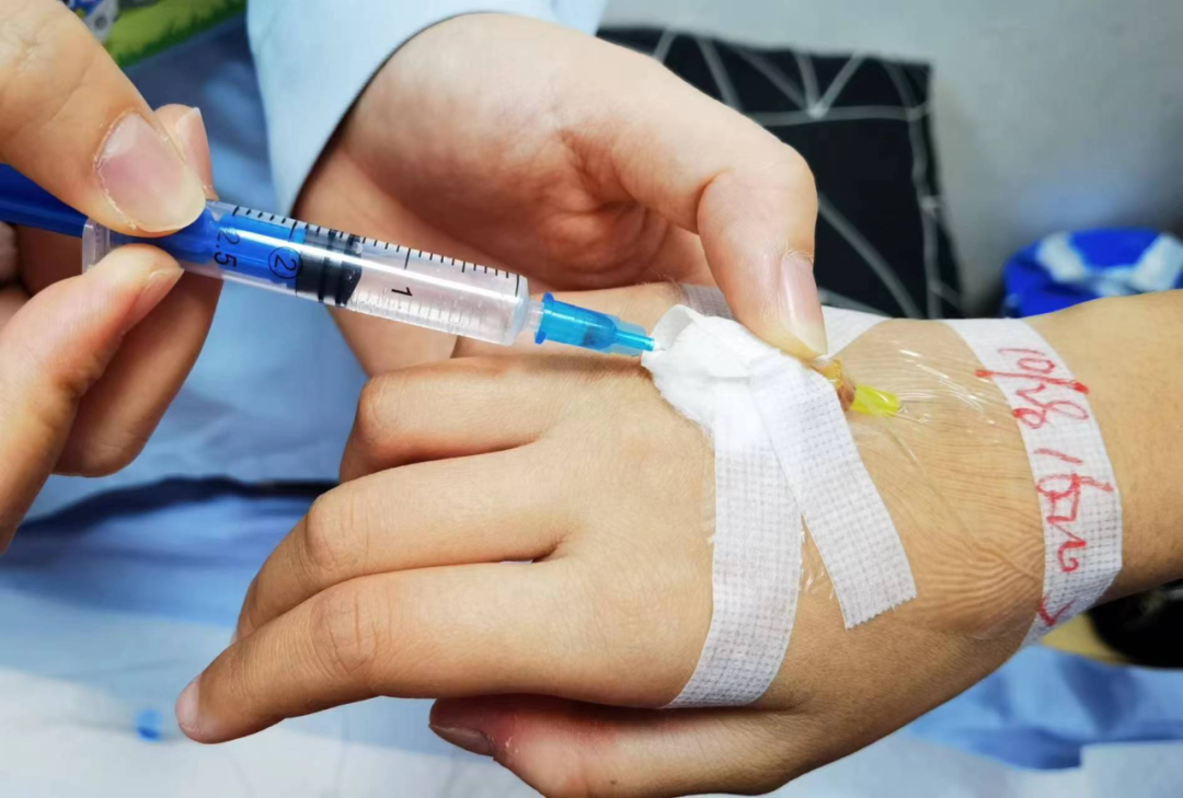 为什么输血不能用小针【护理天地】关于留置针的健康教育_https://www.jmylbn.com_新闻资讯_第7张